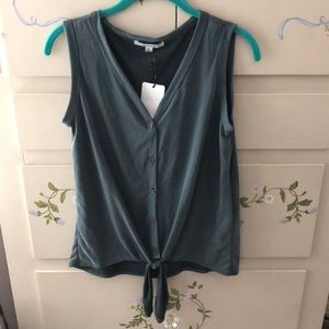 Button down tie 🌻Tank Top🌻